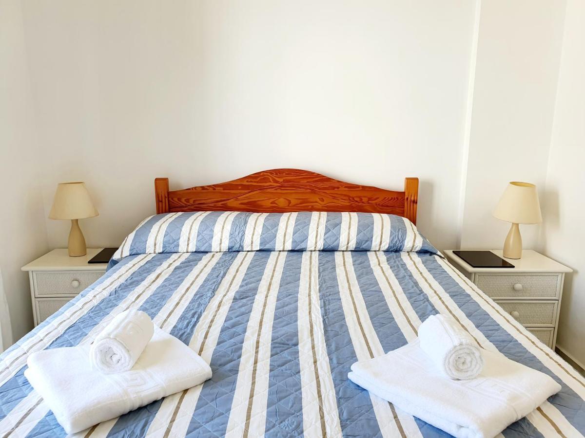 Lomas De Cabopino House Apartment Marbella Exterior photo