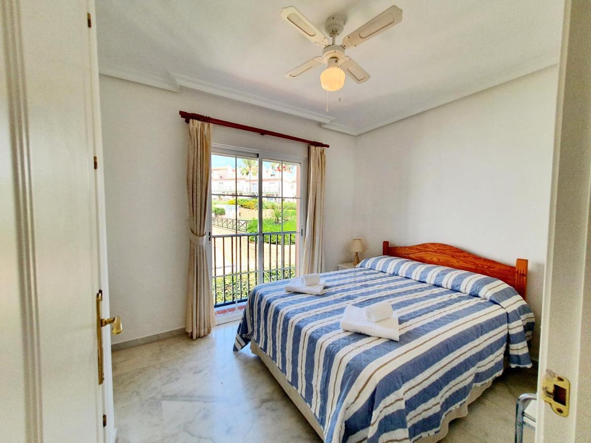 Lomas De Cabopino House Apartment Marbella Exterior photo